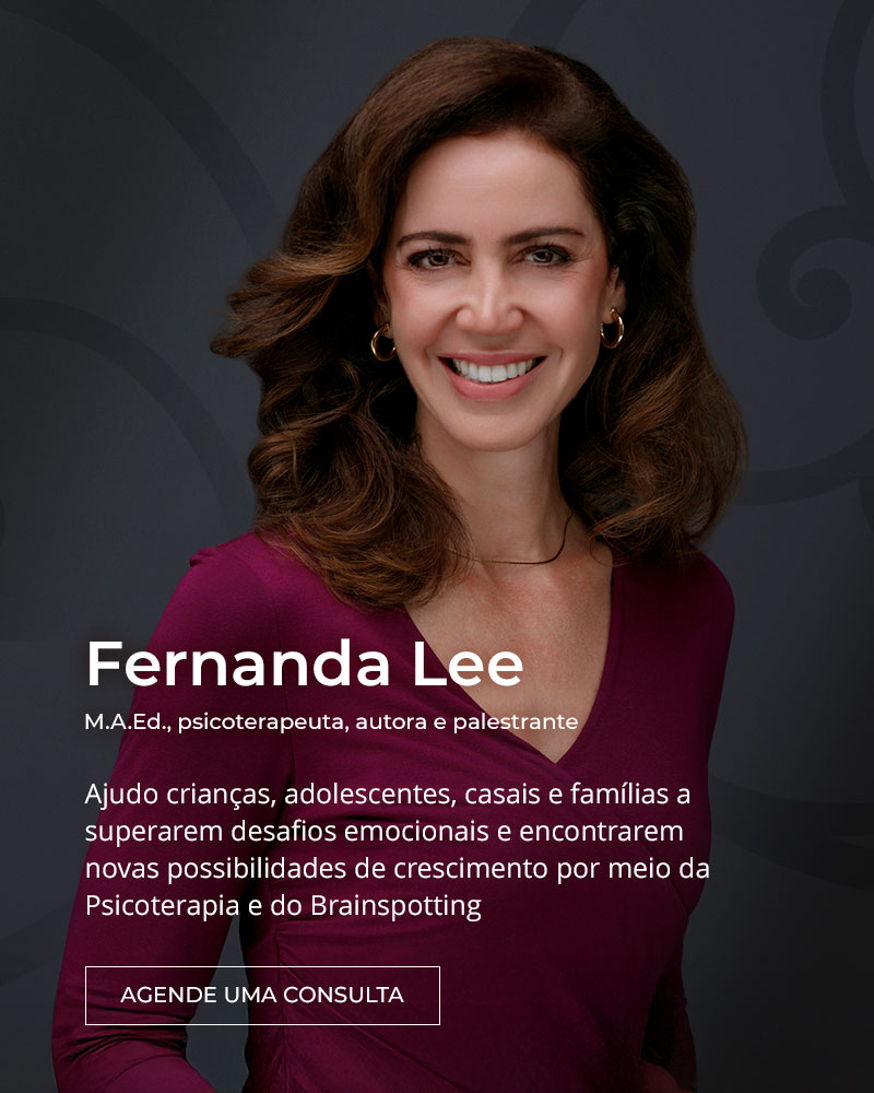 Slide - Fernanda Lee